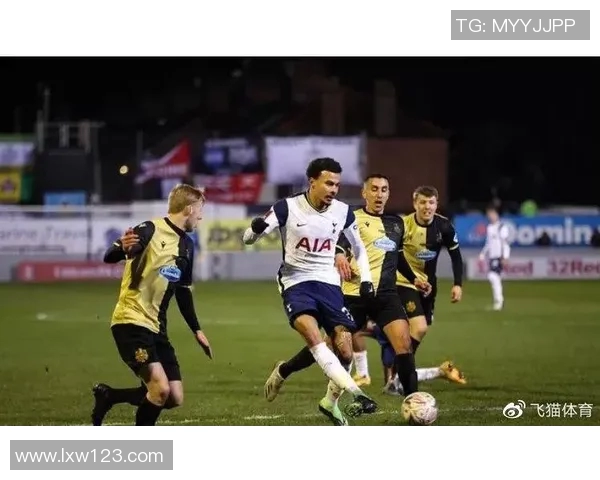 英超乒乓球评论分析成都乒乓球队进攻策略及其得失表现