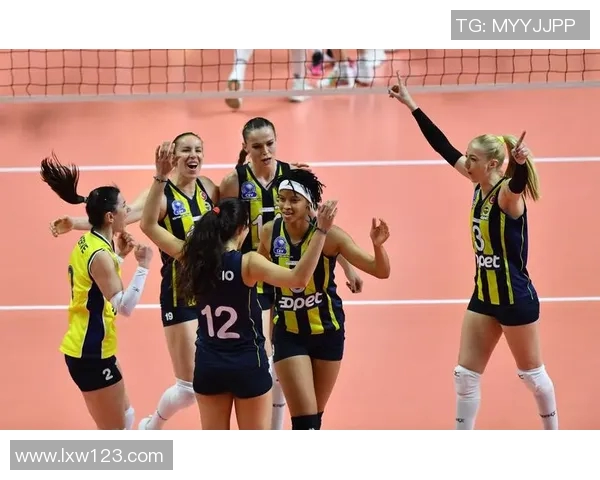 科学排球与欧冠足球的实力训练方法探讨与实践分享 科学排球与欧冠足球的实力训练方法探讨与实践分享