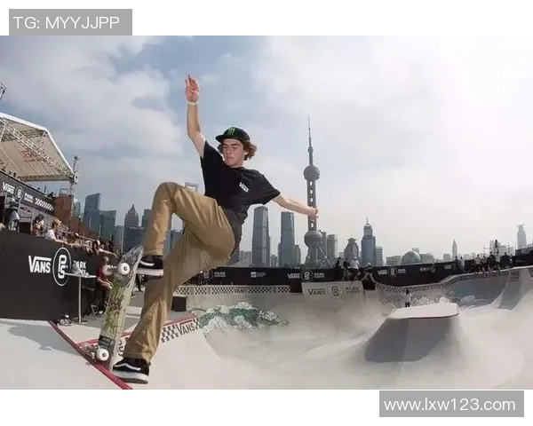 实时新闻上海街舞队在世界滑板锦标赛中的战术表现与精彩瞬间分析 实时新闻上海街舞队在世界滑板锦标赛中的战术表现与精彩瞬间分析